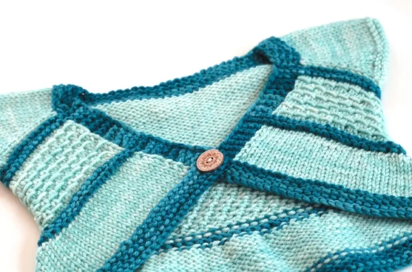 Entrechat hack: two-colors — Frogginette Knitting Patterns